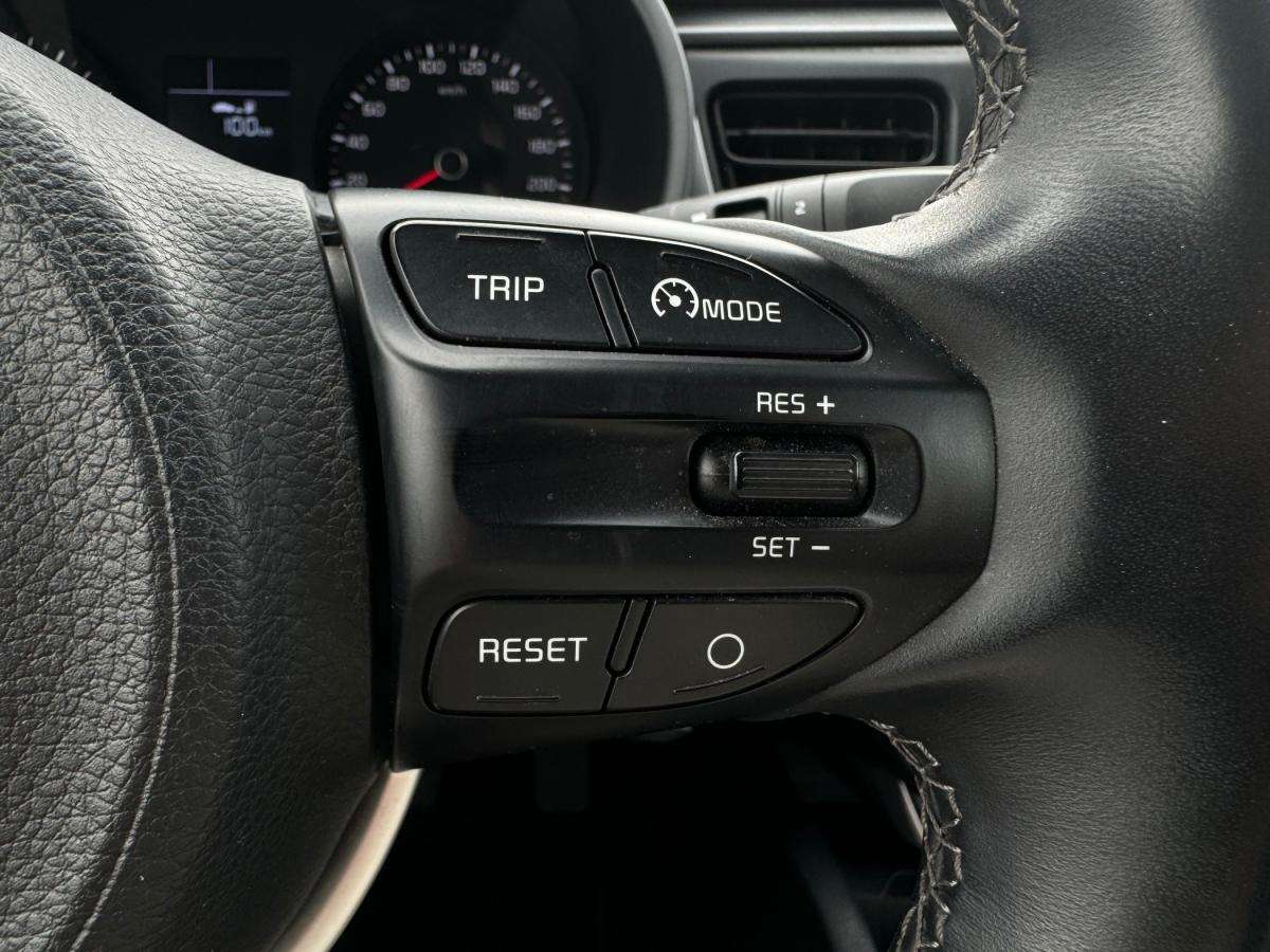 kia-rio-2022-gasolina-1197cc