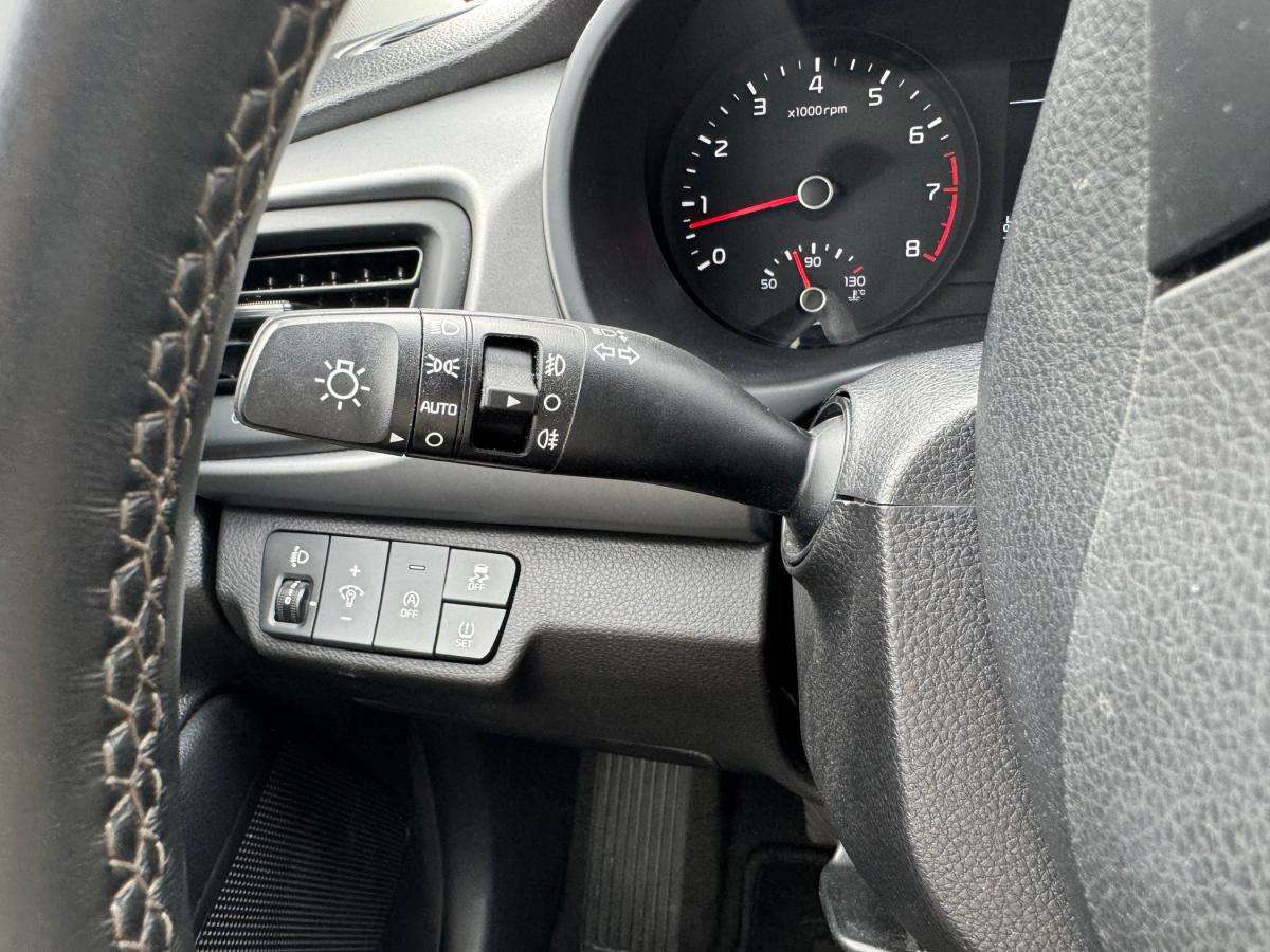 kia-rio-2022-gasolina-1197cc