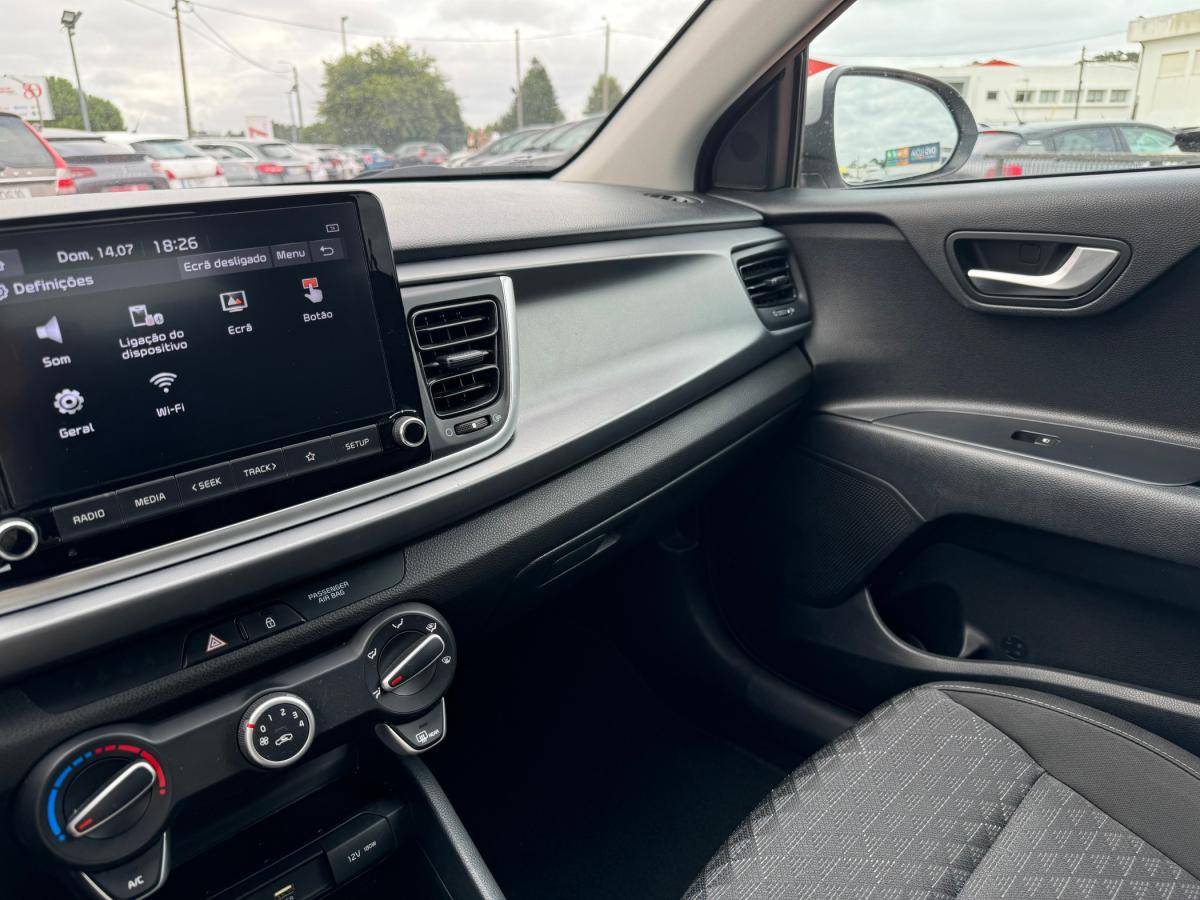 kia-rio-2022-gasolina-1197cc