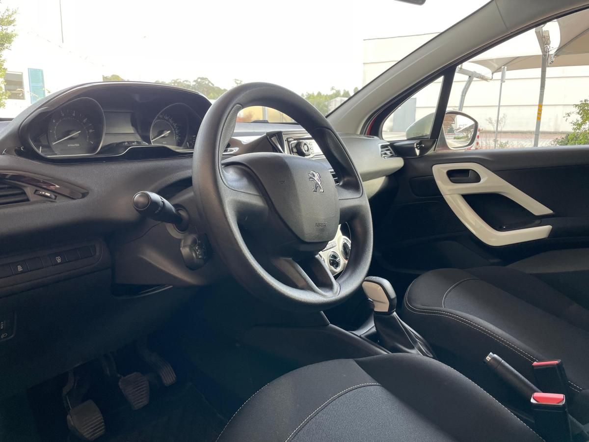 peugeot-208-2016-gasolina-999cc