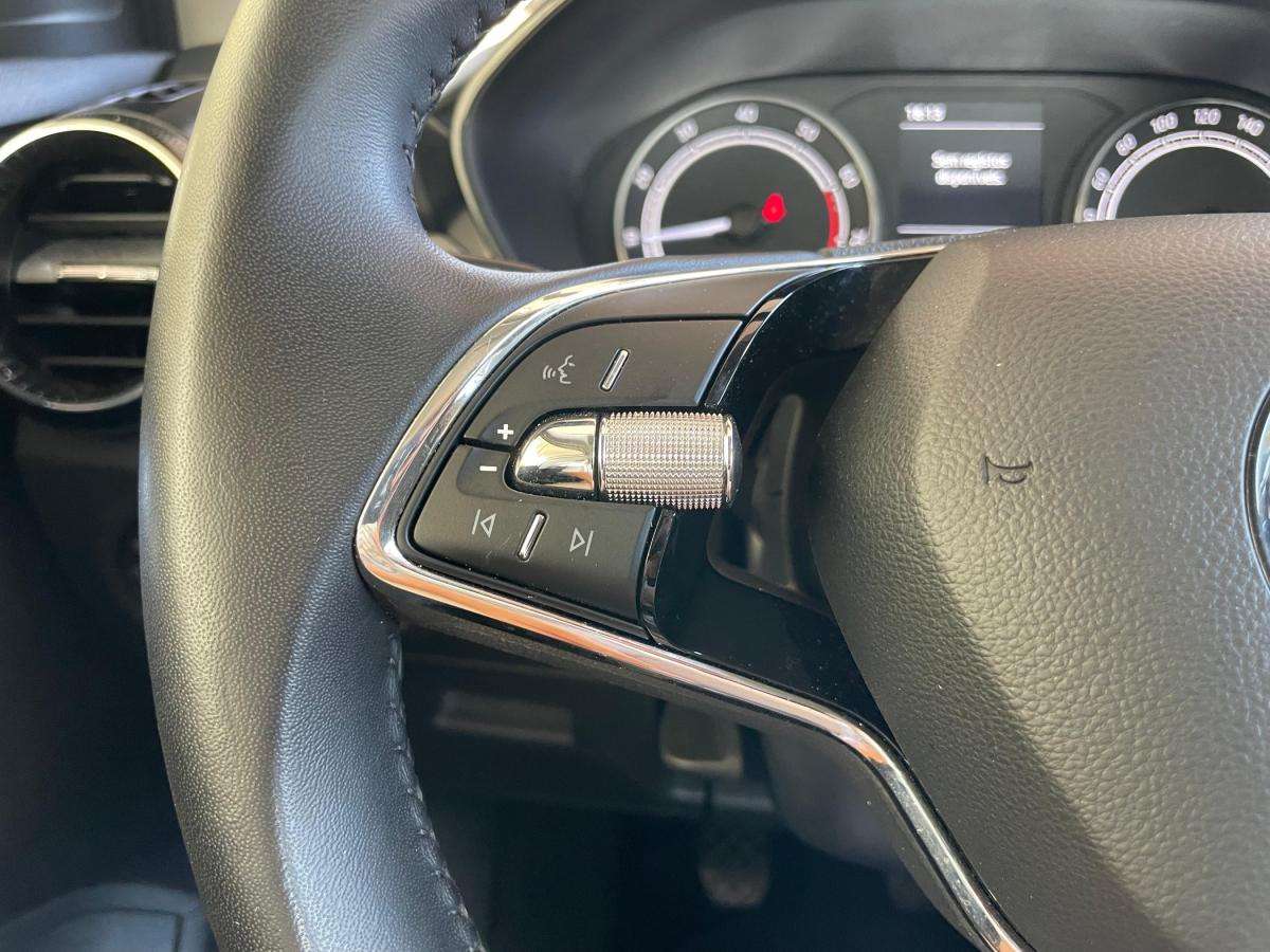 skoda-fabia-2024-gasolina-999cc