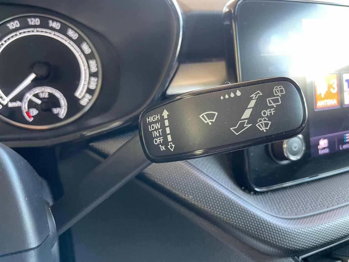 skoda-fabia-2024-gasolina-999cc