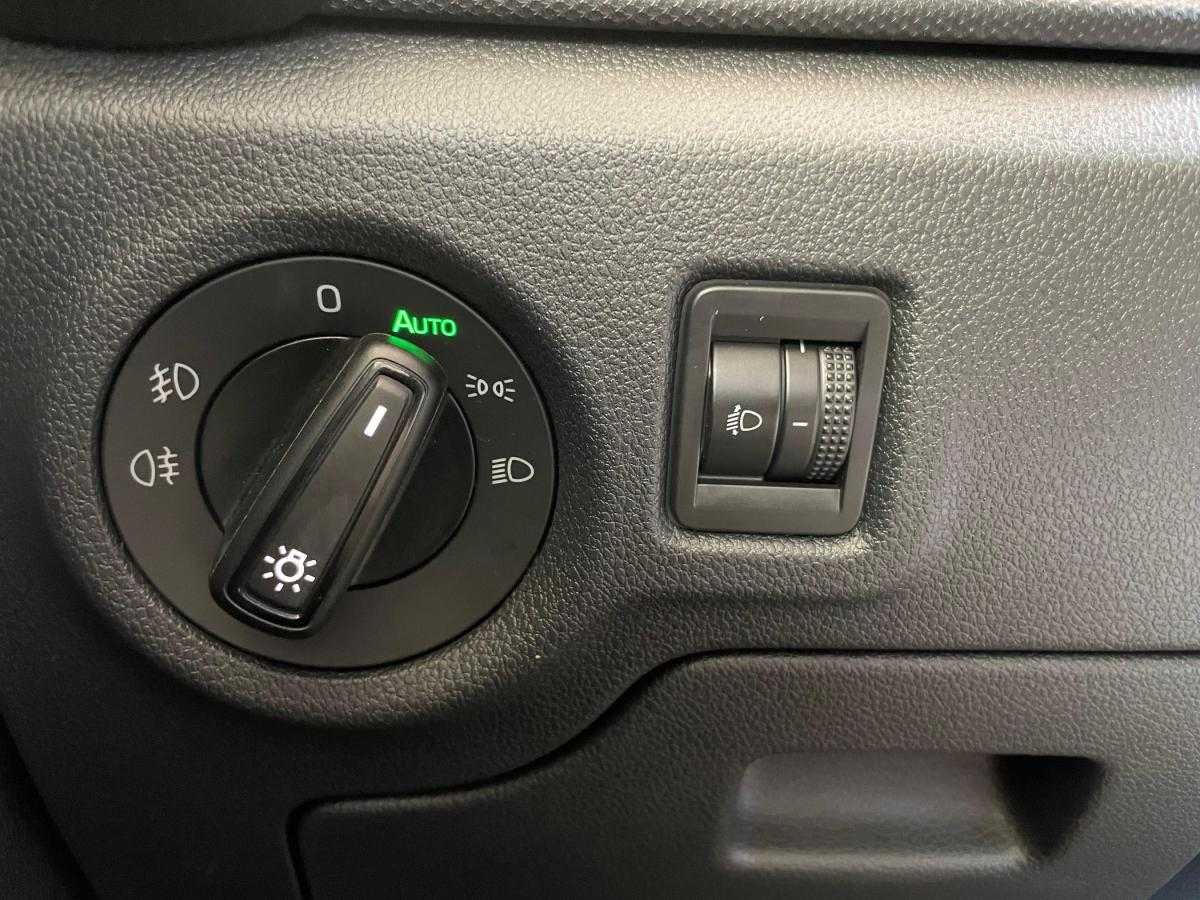 skoda-fabia-2024-gasolina-999cc