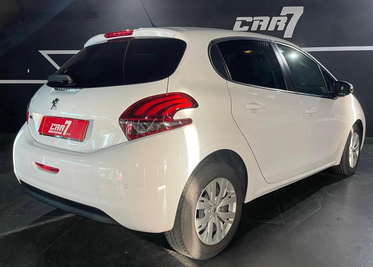 peugeot-208-2020-diesel-1499cc