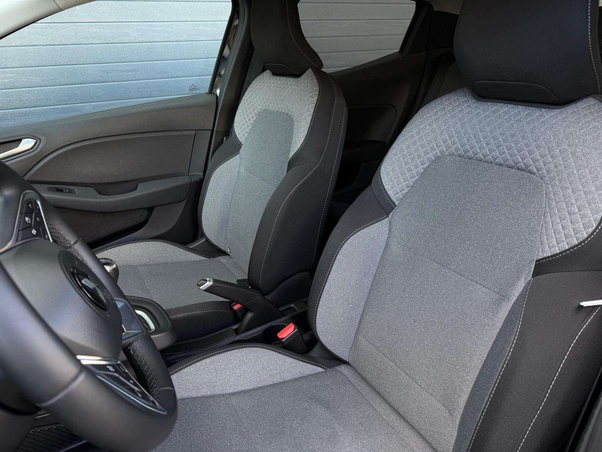 mitsubishi-colt-2024-gasolina-999cc
