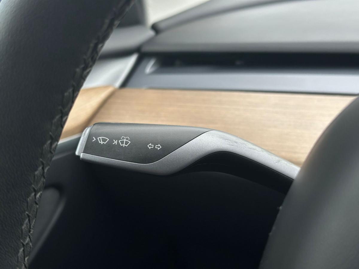 tesla-model-3-2021-eletrico-500cc