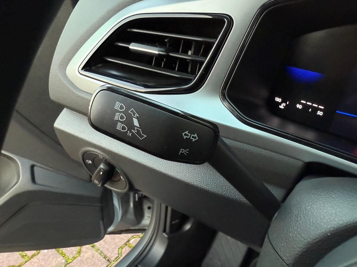 volkswagen-t-roc-2024-gasolina-999cc