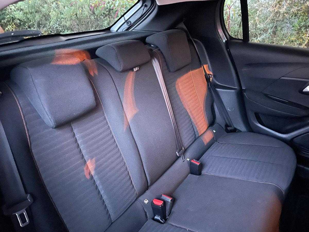 peugeot-208-2020-gasolina-1199cc