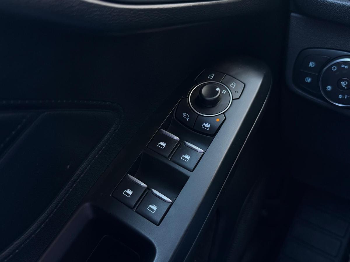 ford-focus-2022-gasolina-998cc