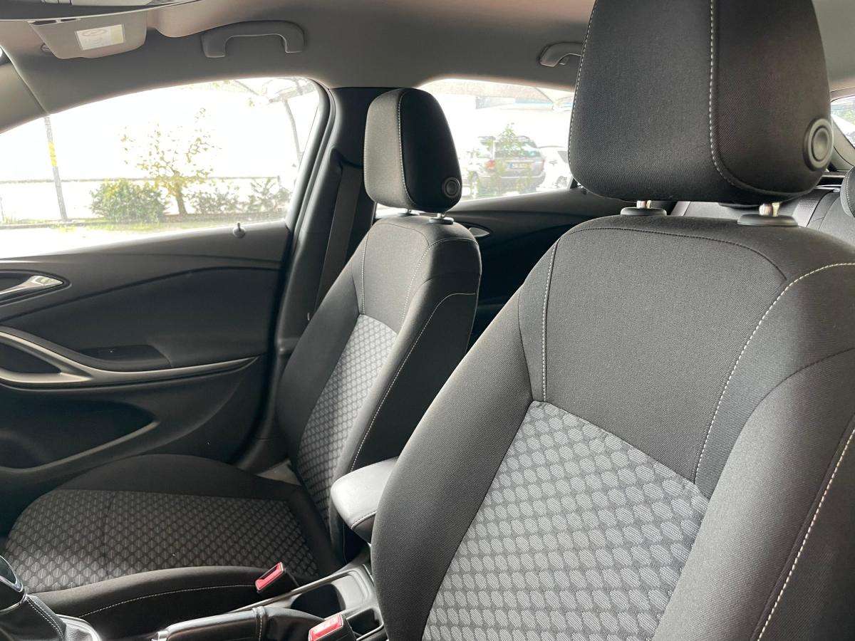 opel-astra-2017-diesel-1598cc