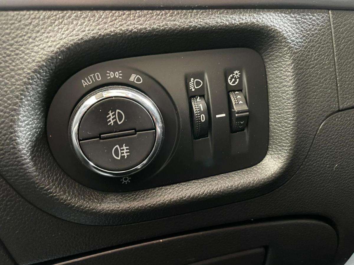 opel-astra-2017-diesel-1598cc