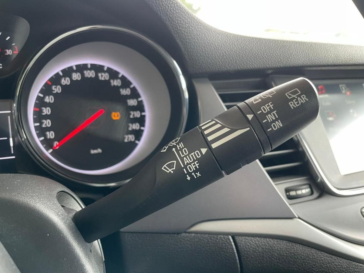 opel-astra-2017-diesel-1598cc