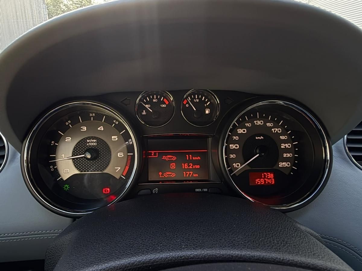 peugeot-rcz-2011-gasolina-1598cc