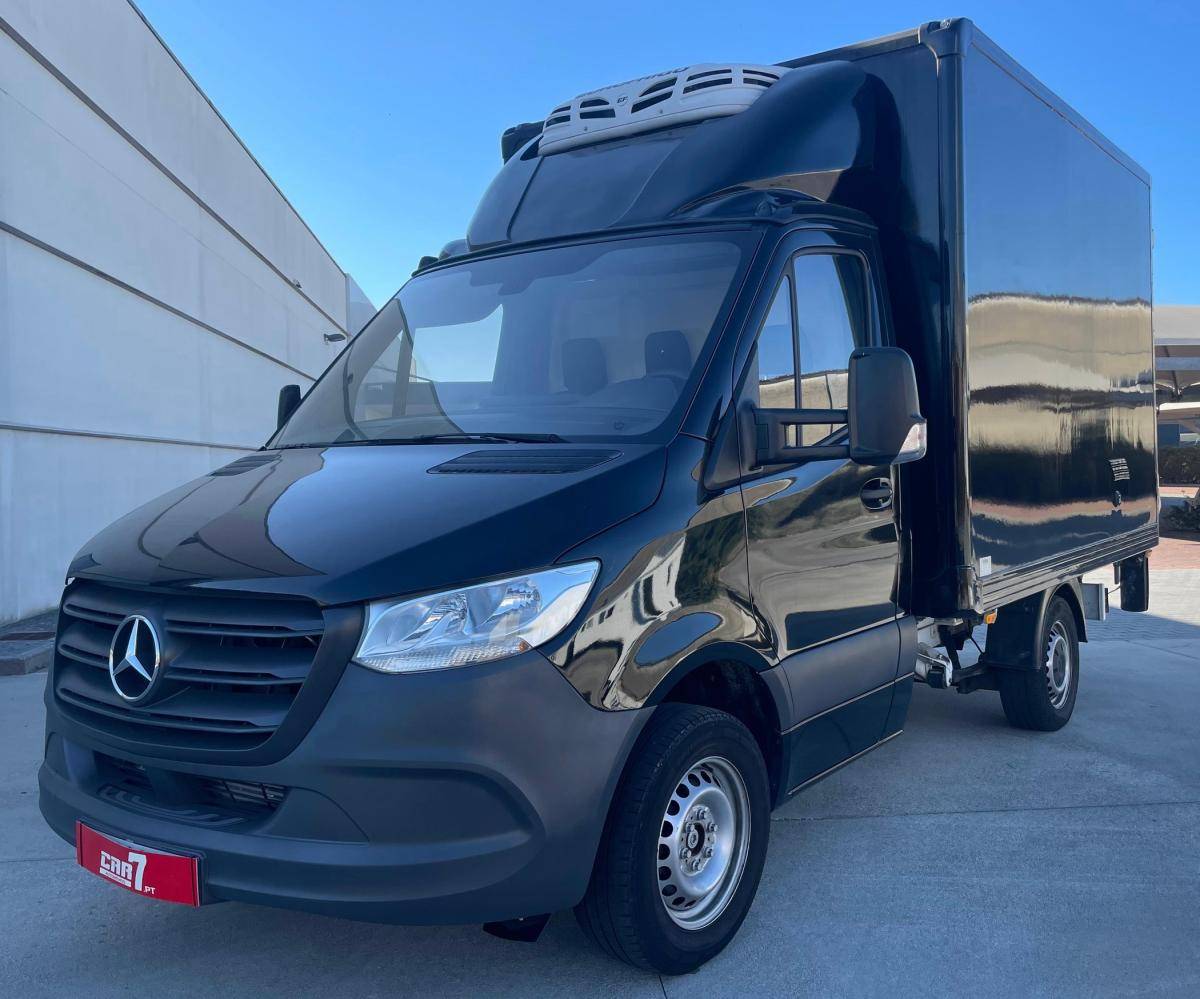 mercedes-benz-sprinter-2022-diesel-2143cc