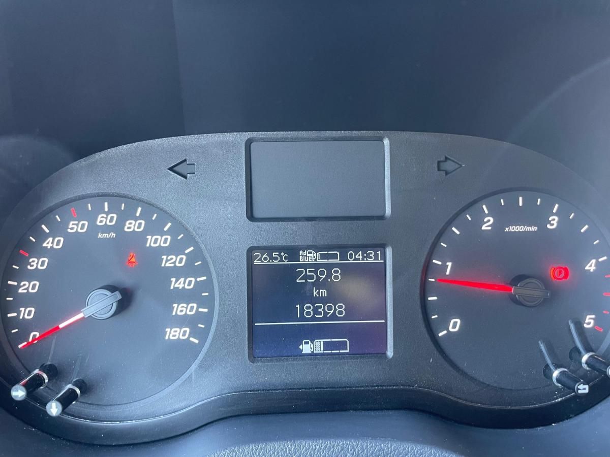 mercedes-benz-sprinter-2022-diesel-2143cc