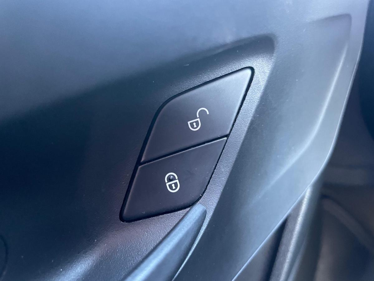 mercedes-benz-sprinter-2022-diesel-2143cc