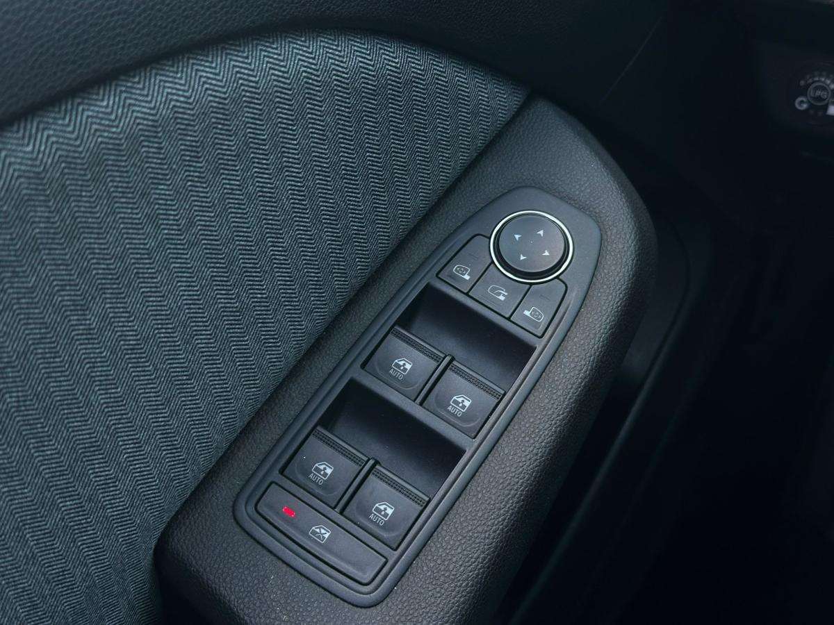 renault-clio-2024-gpl-999cc