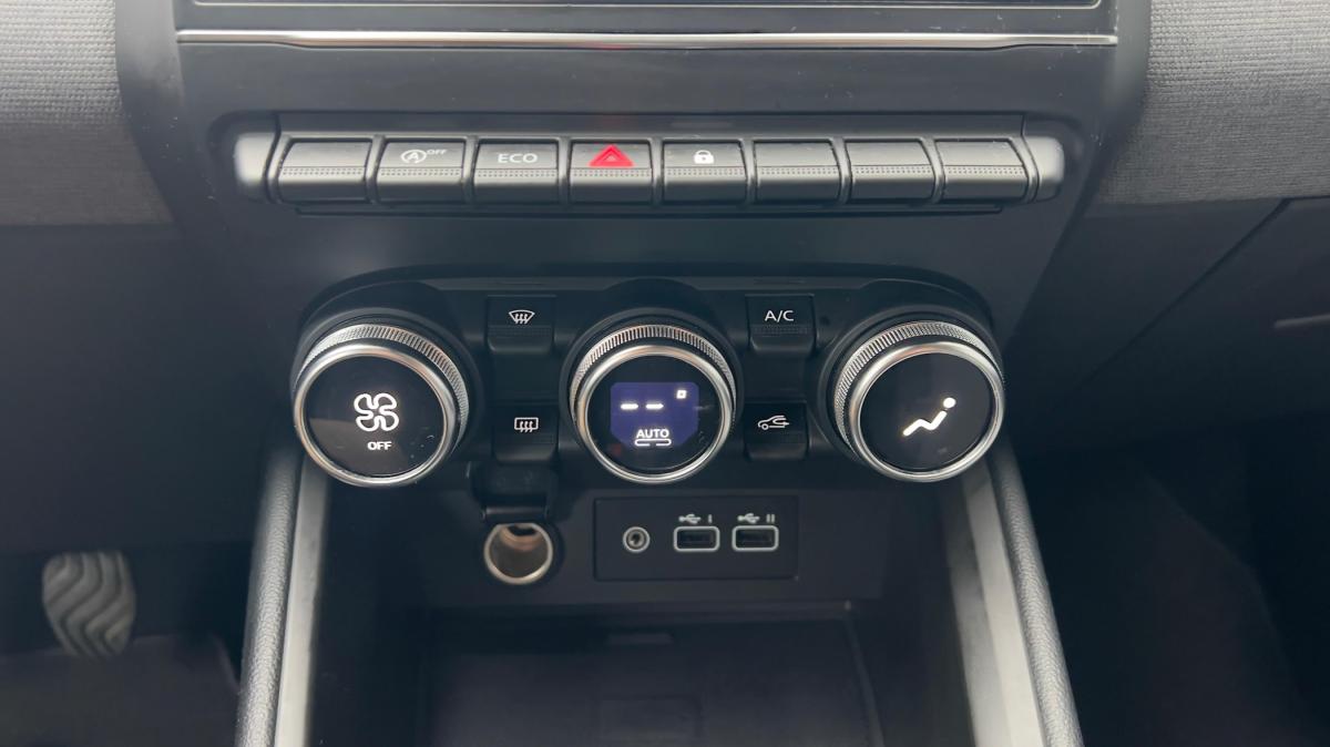 mitsubishi-colt-2024-gasolina-999cc