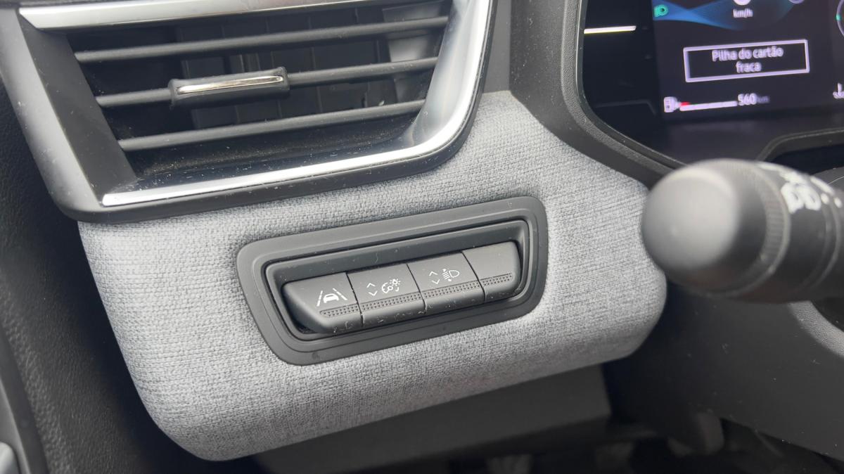 mitsubishi-colt-2024-gasolina-999cc