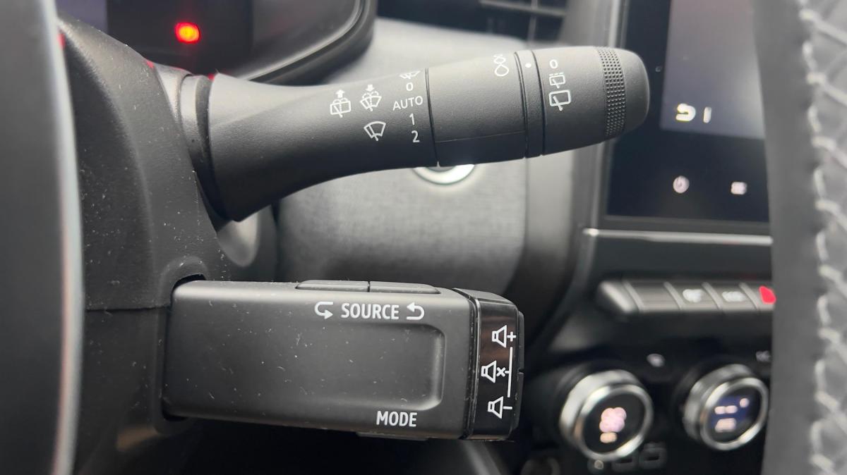 mitsubishi-colt-2024-gasolina-999cc