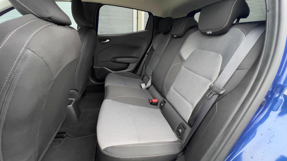 mitsubishi-colt-2024-gasolina-999cc