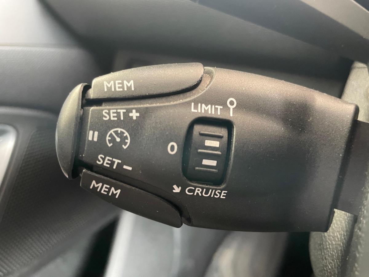 peugeot-308-sw-2020-diesel-1499cc
