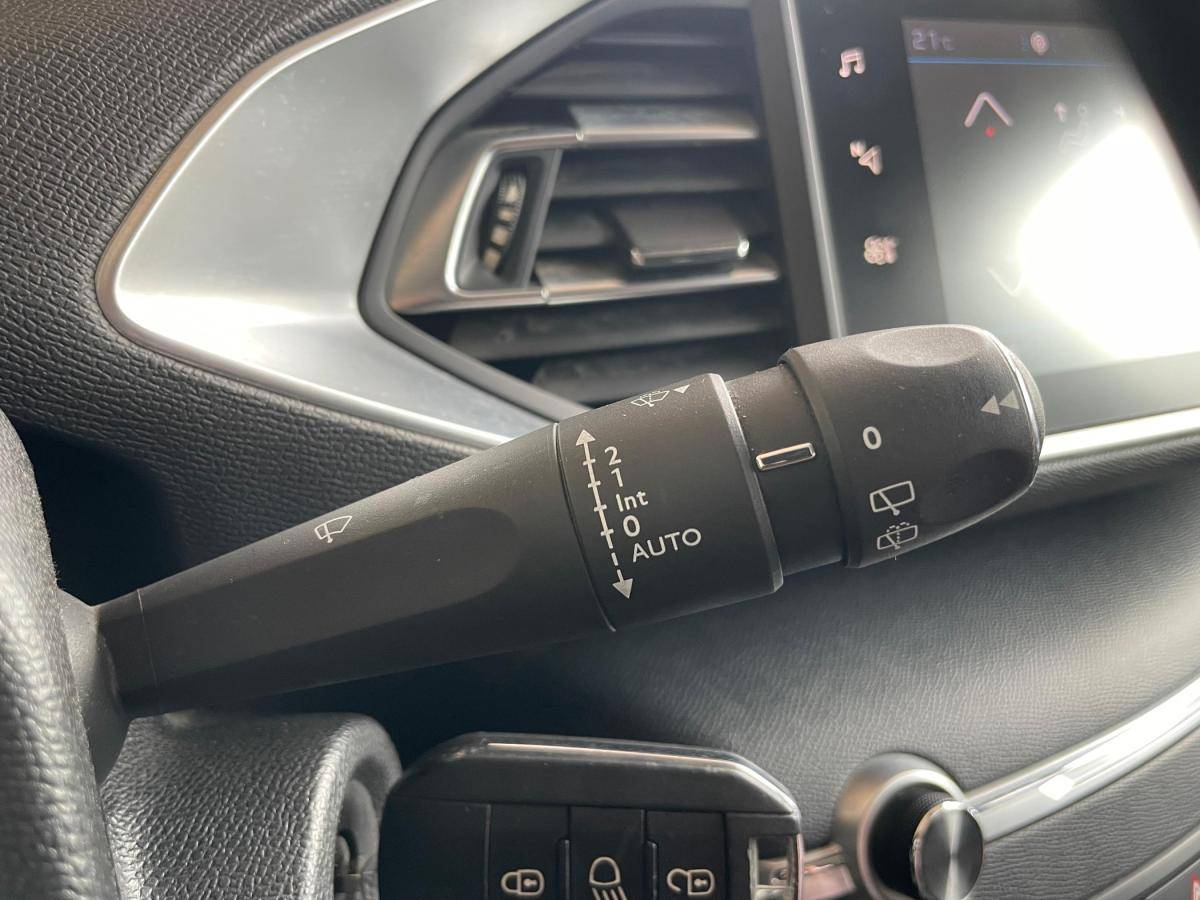 peugeot-308-sw-2020-diesel-1499cc