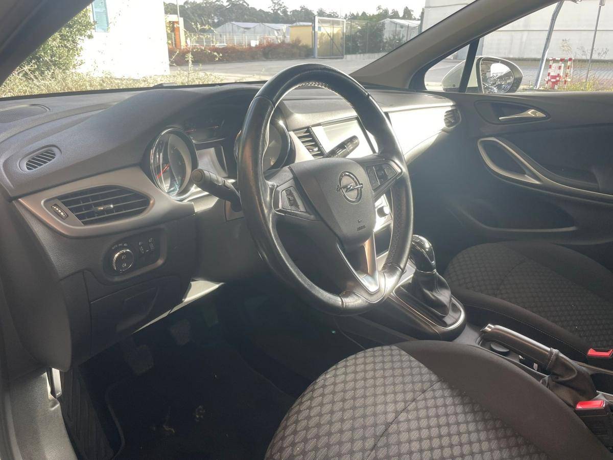 opel-astra-sport-tourer-2019-diesel-1496cc