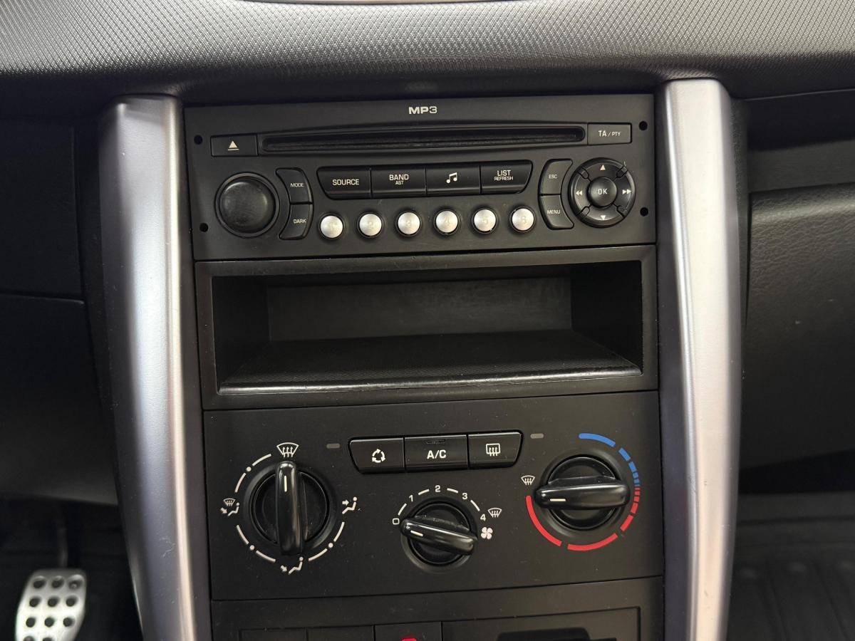 peugeot-207-2009-diesel-1560cc