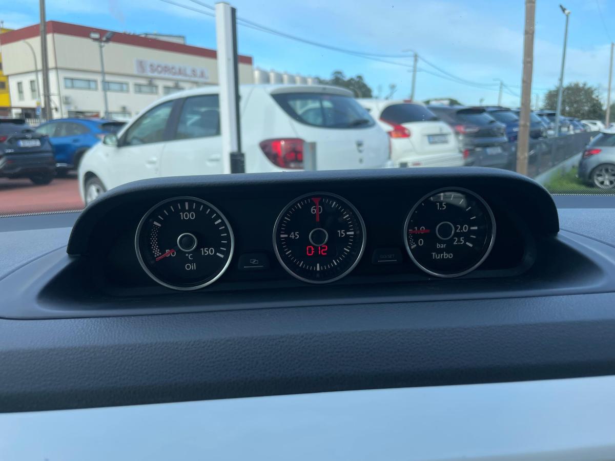 volkswagen-beetle-2013-diesel-1598cc