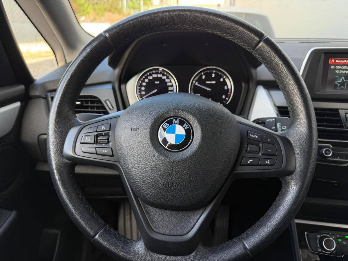 bmw-serie-2-2018-diesel-1496cc