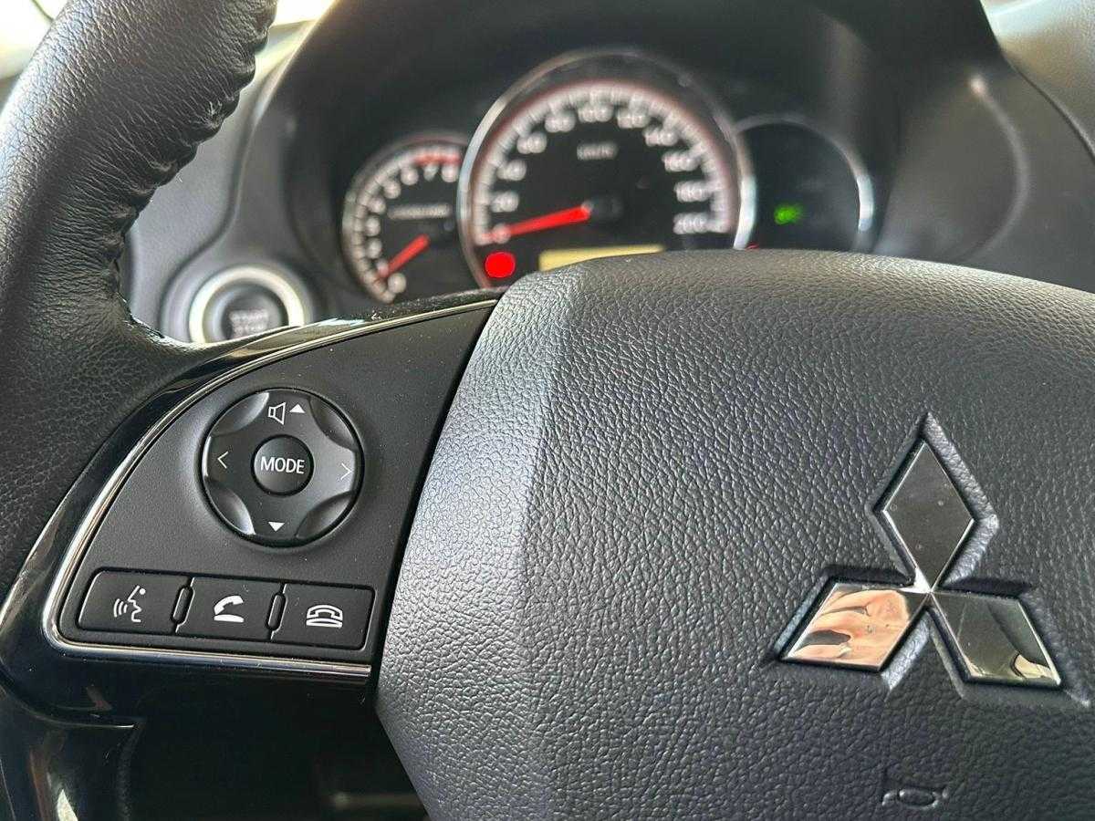 mitsubishi-space-star-2024-gasolina-1193cc