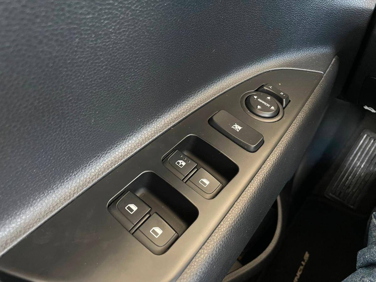 kia-stonic-2021-gasolina-1197cc