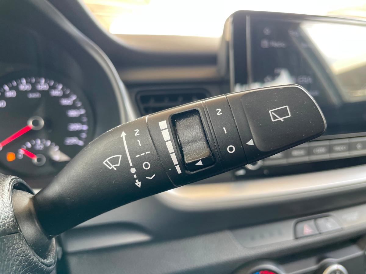 kia-stonic-2021-gasolina-1197cc