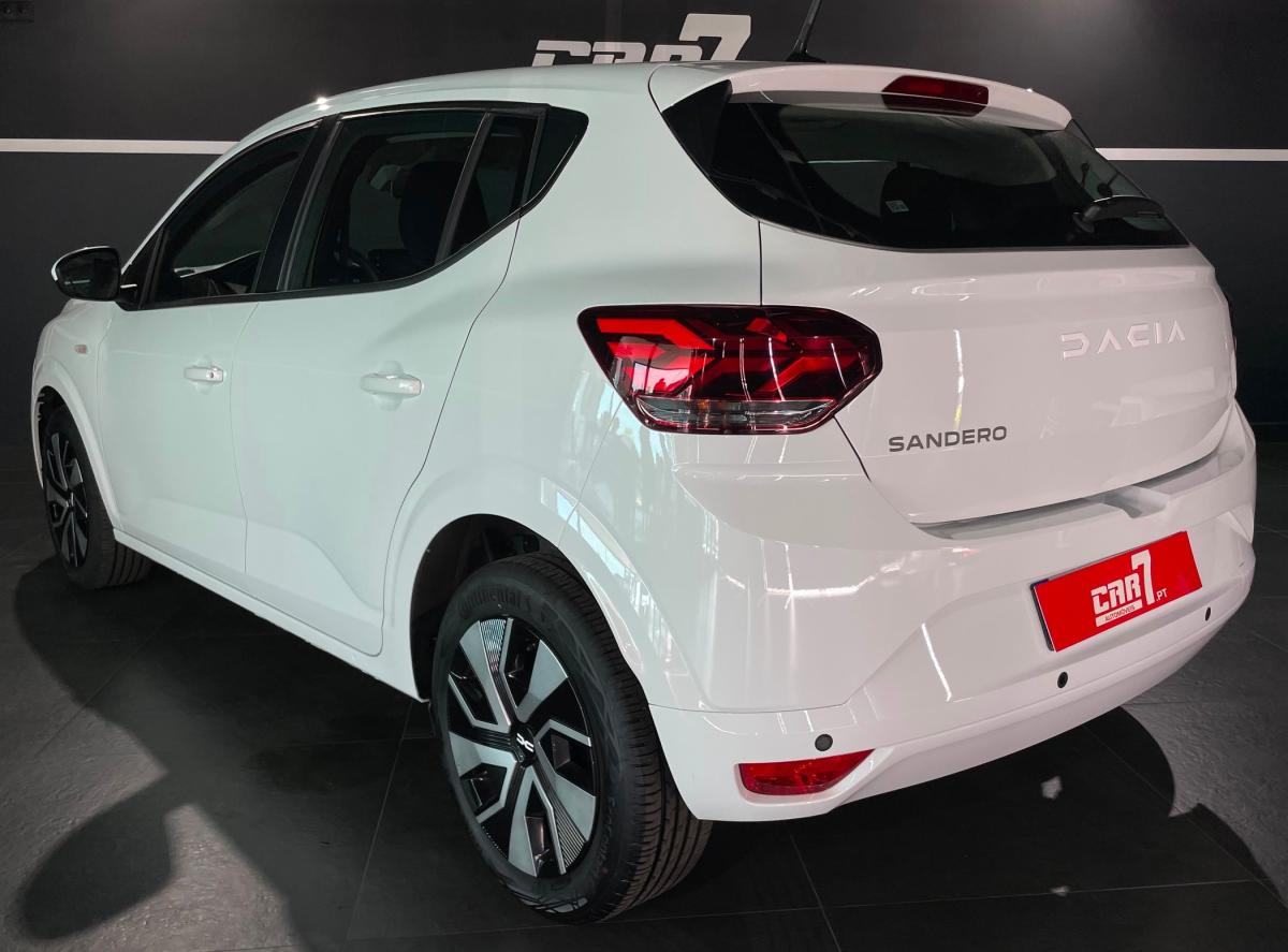dacia-sandero-2024-gasolina-999cc