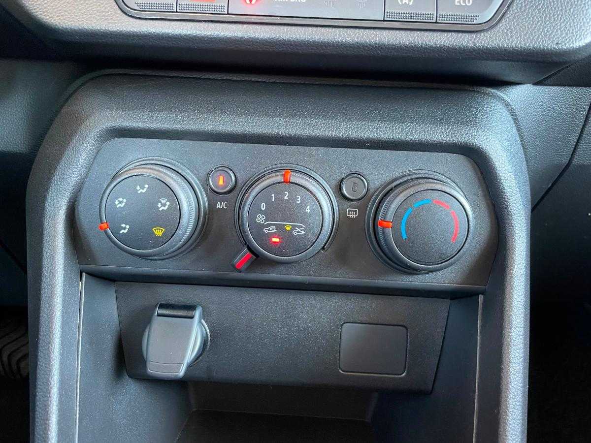 dacia-sandero-2024-gasolina-999cc