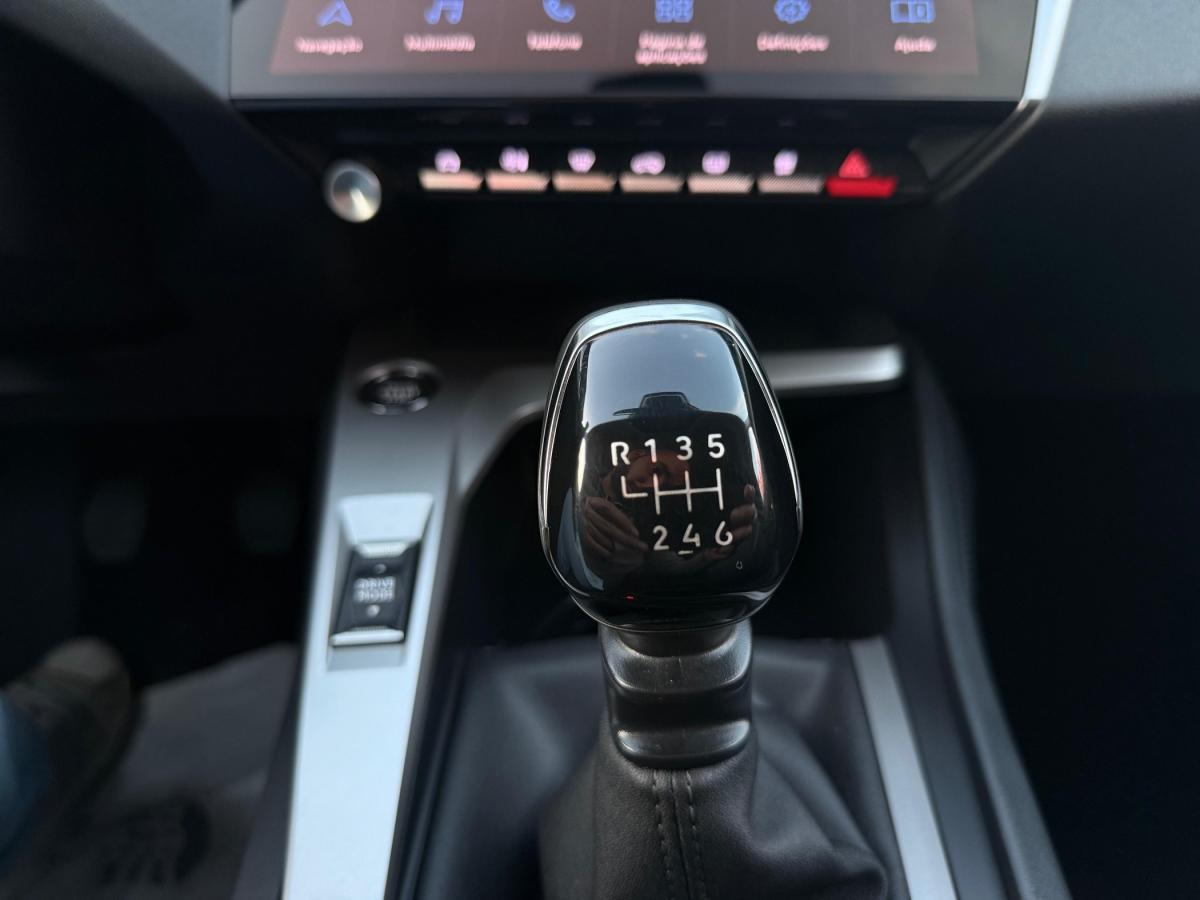 peugeot-308-2023-gasolina-1199cc