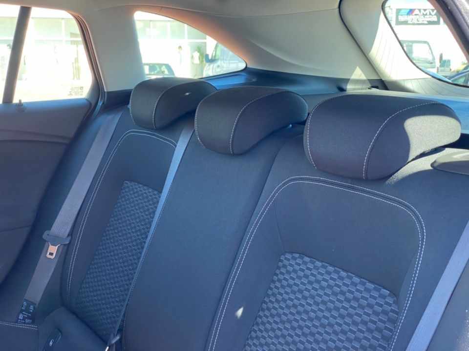 opel-astra-sport-tourer-2016-diesel-1598cc