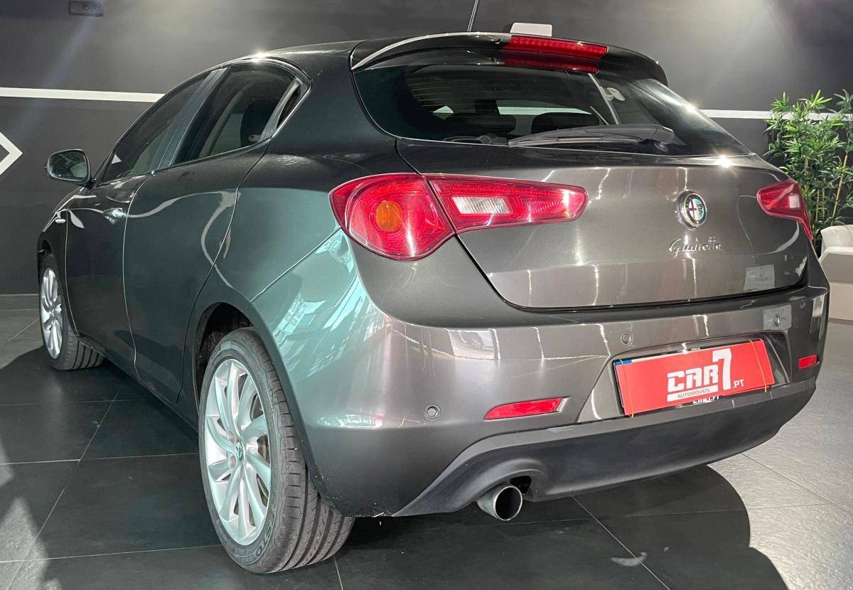 alfa-romeo-giulietta-2013-diesel-1598cc
