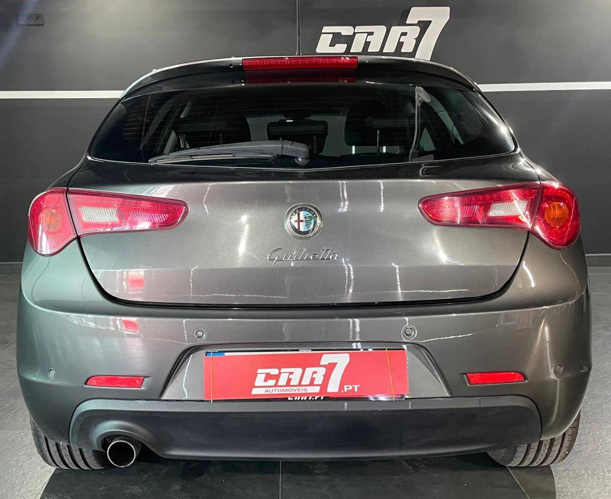 alfa-romeo-giulietta-2013-diesel-1598cc