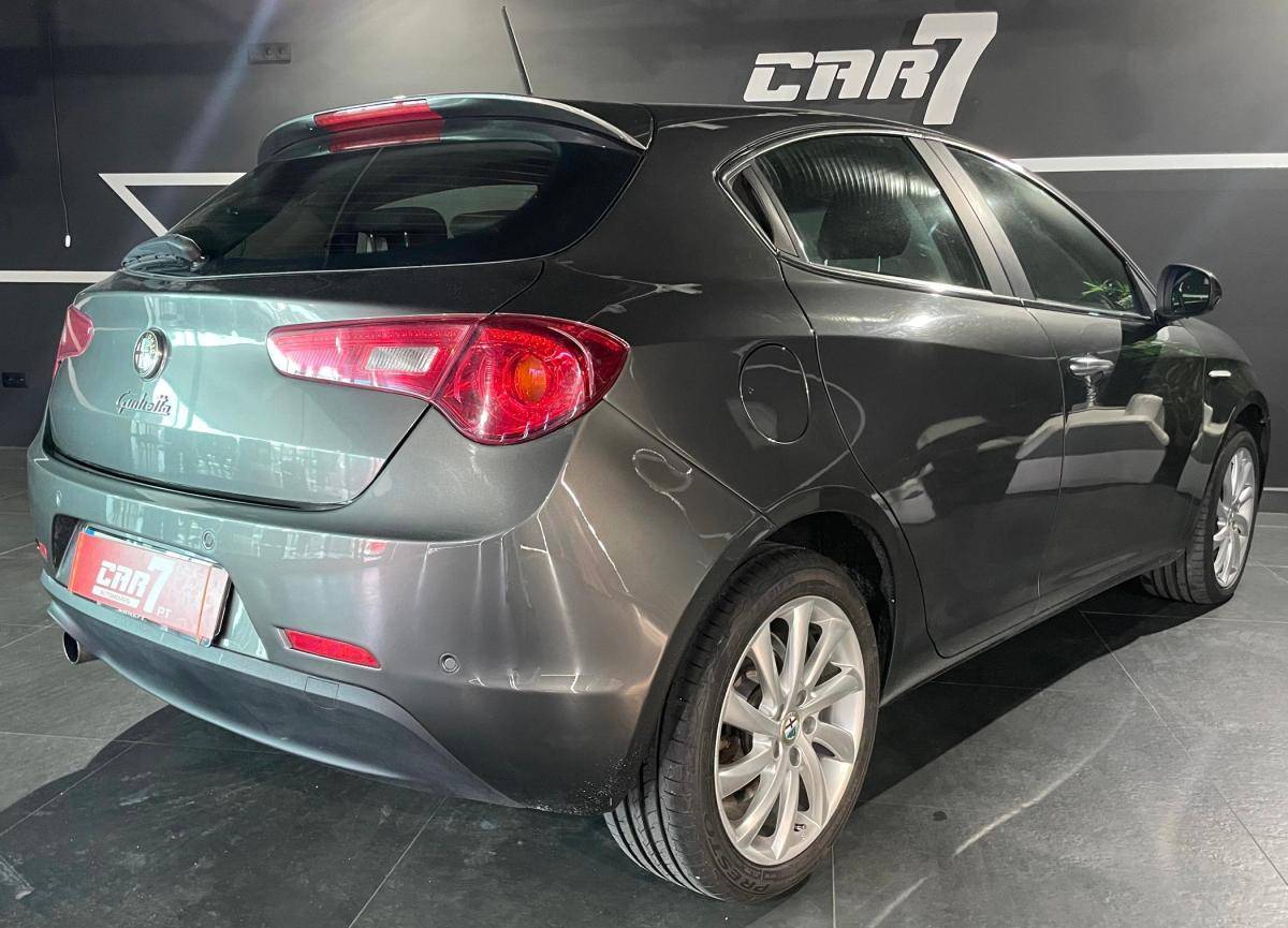 alfa-romeo-giulietta-2013-diesel-1598cc