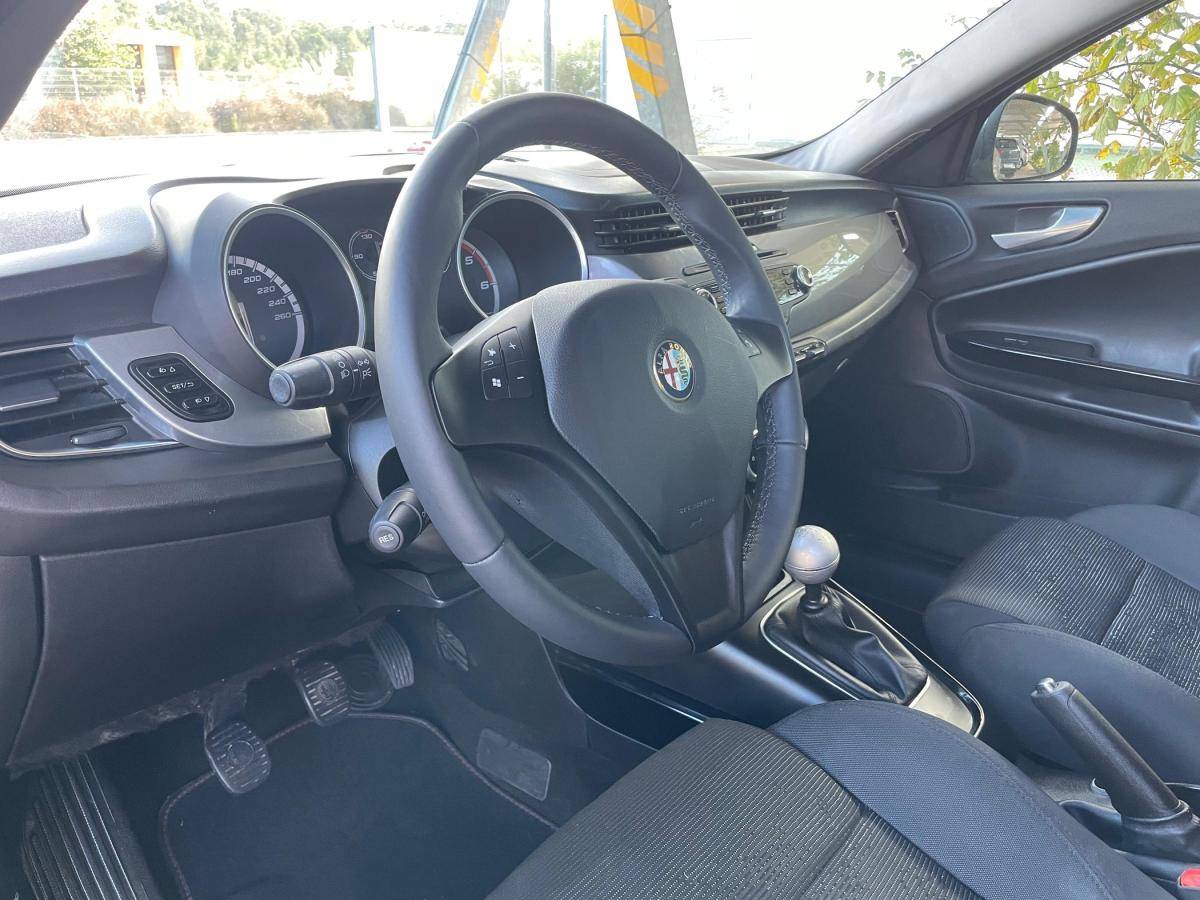 alfa-romeo-giulietta-2013-diesel-1598cc