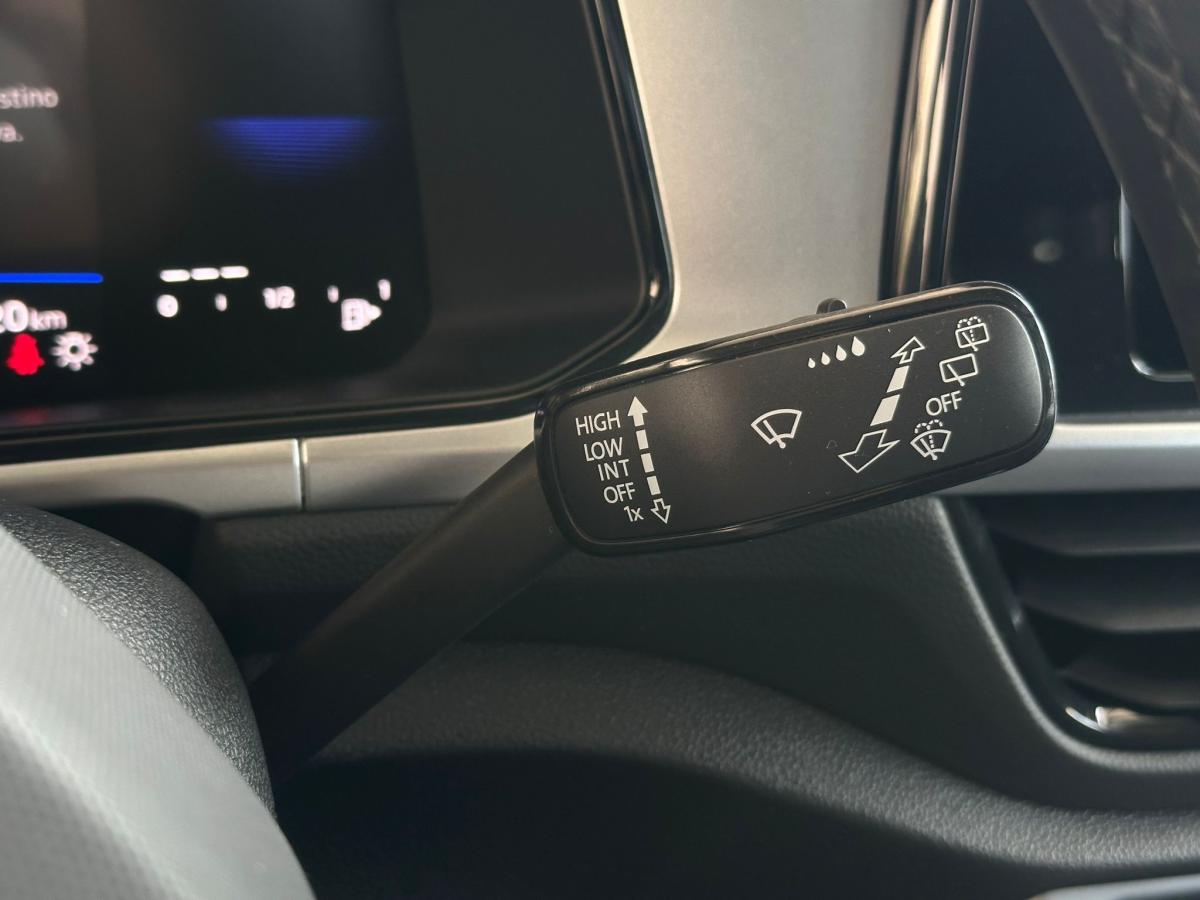 volkswagen-t-roc-2025-gasolina-999cc