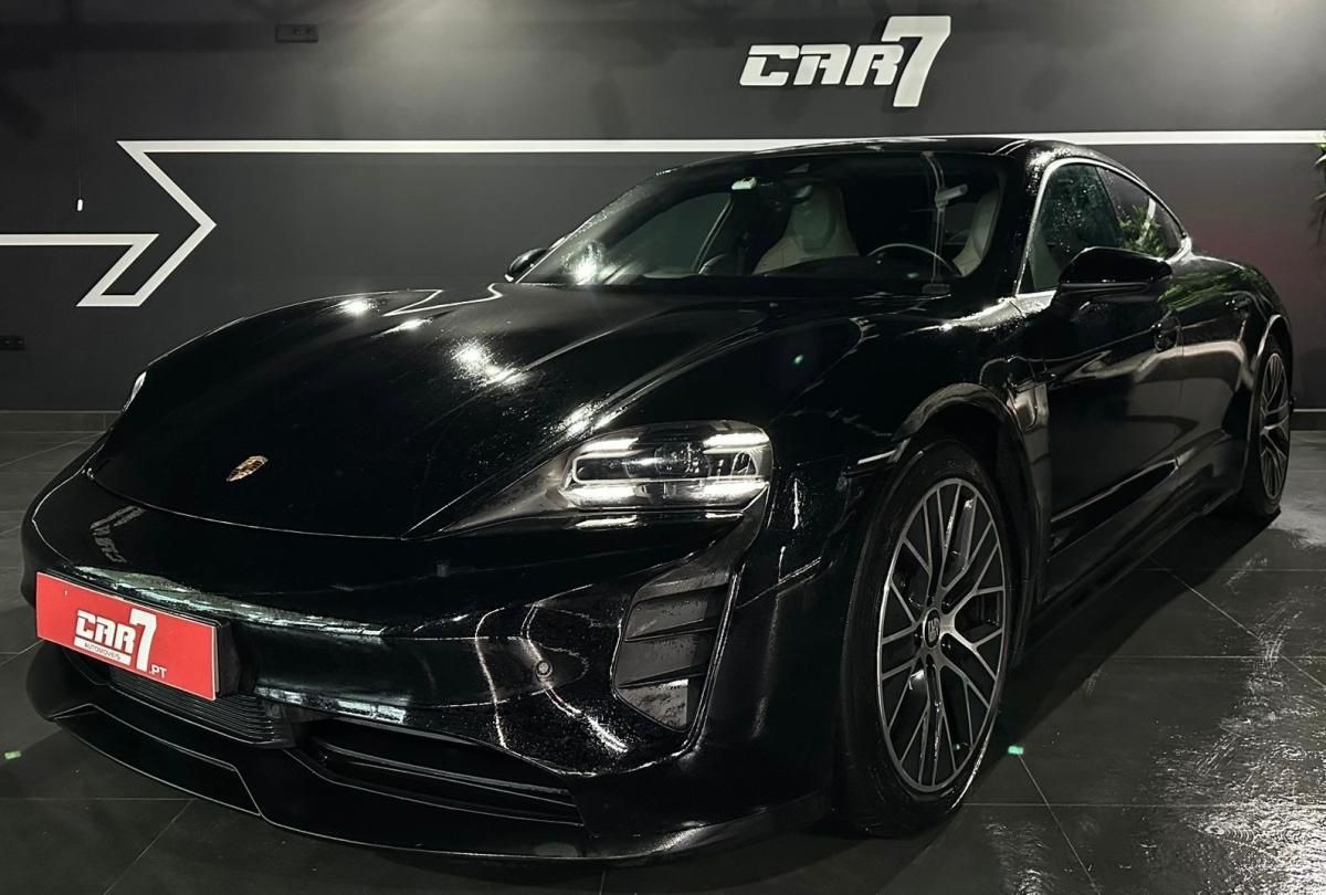 porsche-taycan-2021-eletrico-500cc