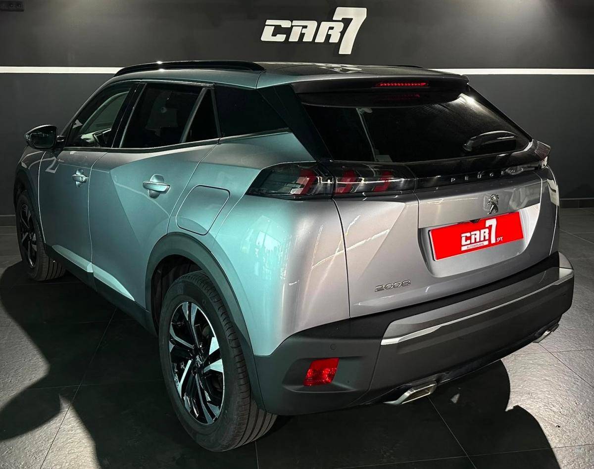 peugeot-2008-2022-gasolina-1199cc