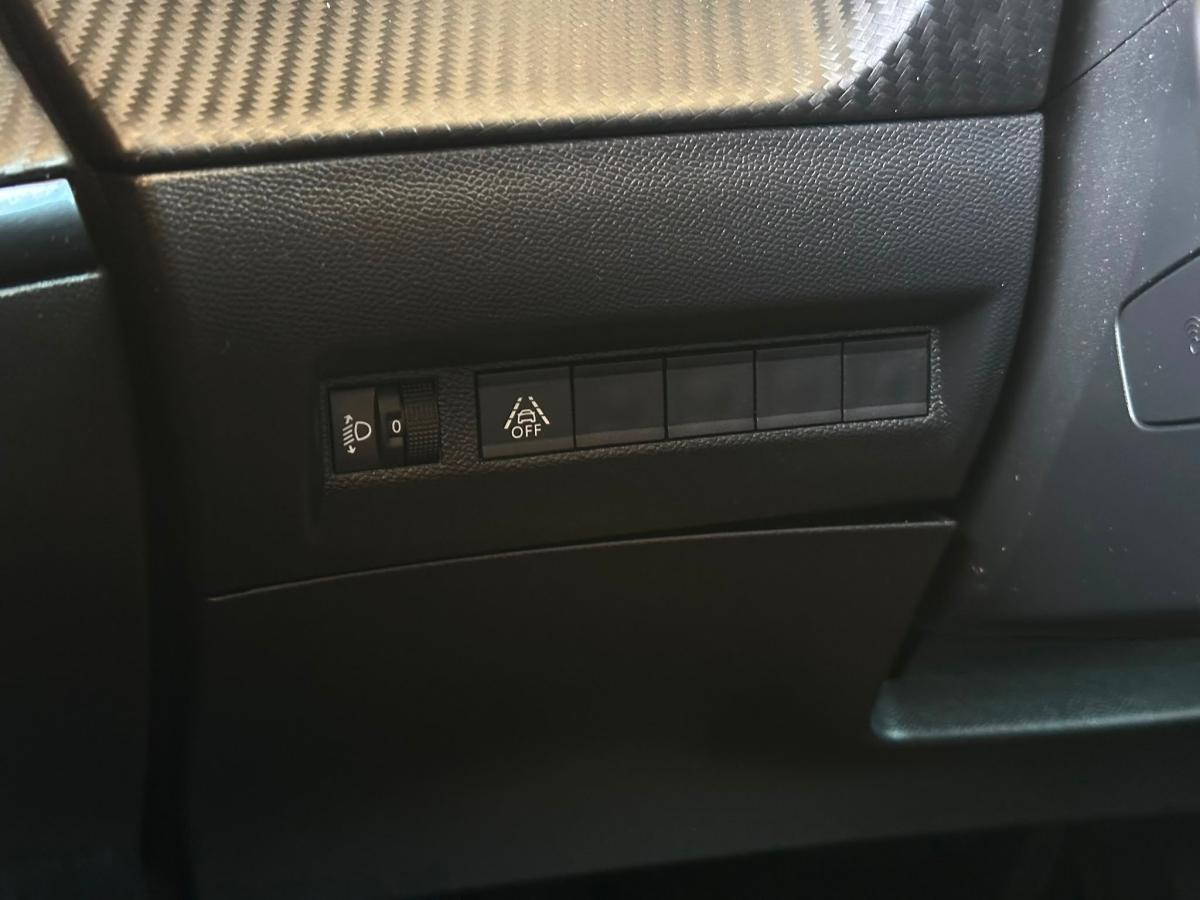 peugeot-2008-2022-gasolina-1199cc