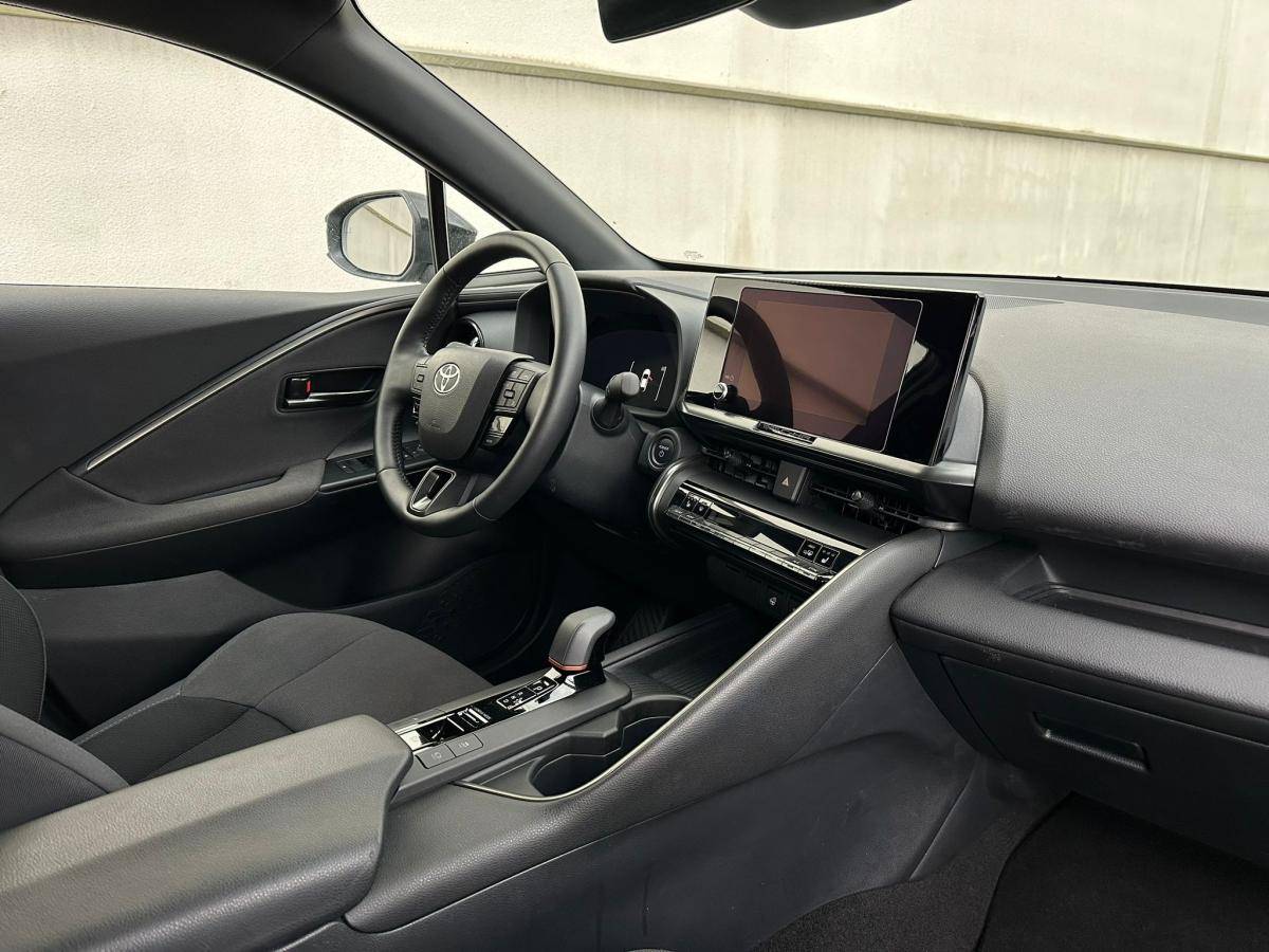 toyota-c-hr-2025-hibrido-a-gasolina-1798cc