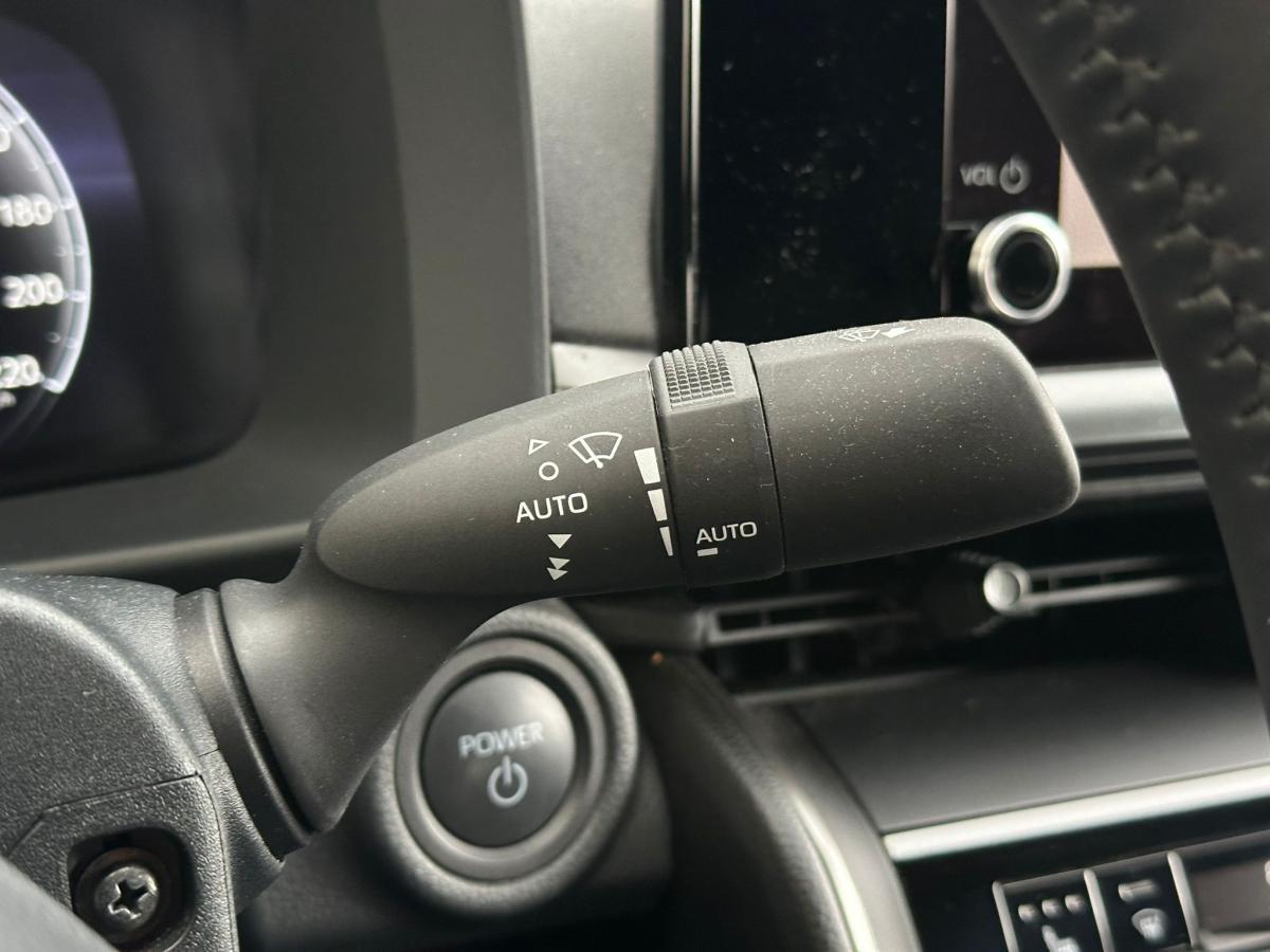 toyota-c-hr-2025-hibrido-a-gasolina-1798cc