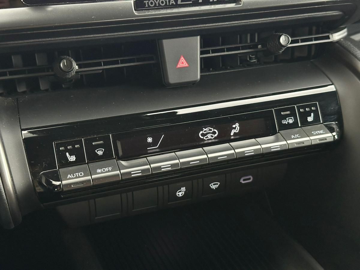 toyota-c-hr-2025-hibrido-a-gasolina-1798cc