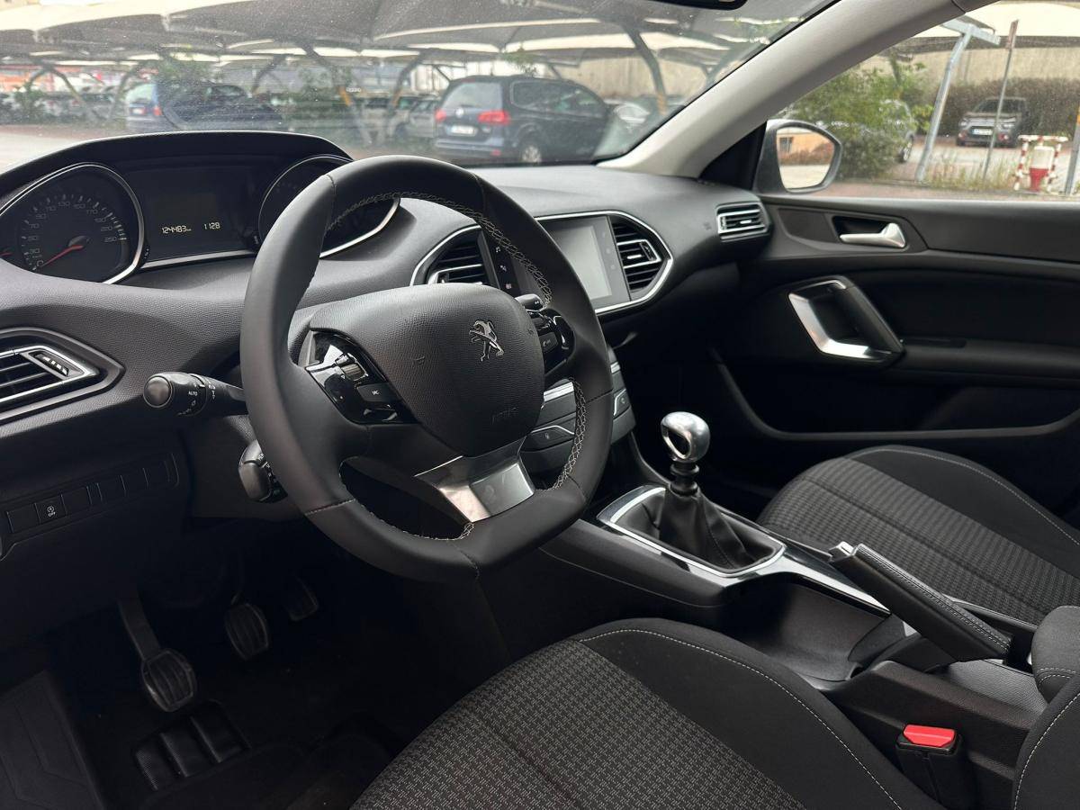 peugeot-308-2018-diesel-1499cc